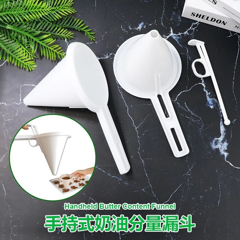 Cream Chocolate Pancake Funnel